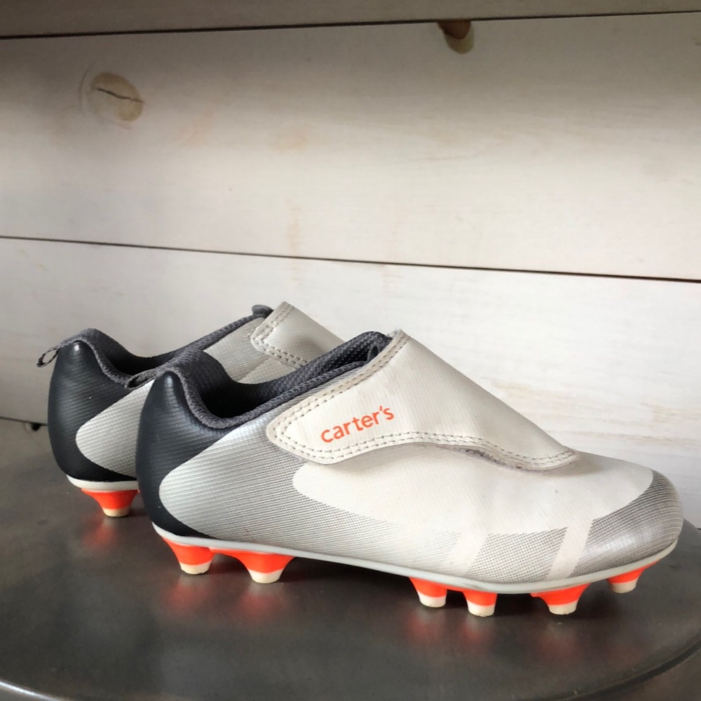 Great used condition sports cleats